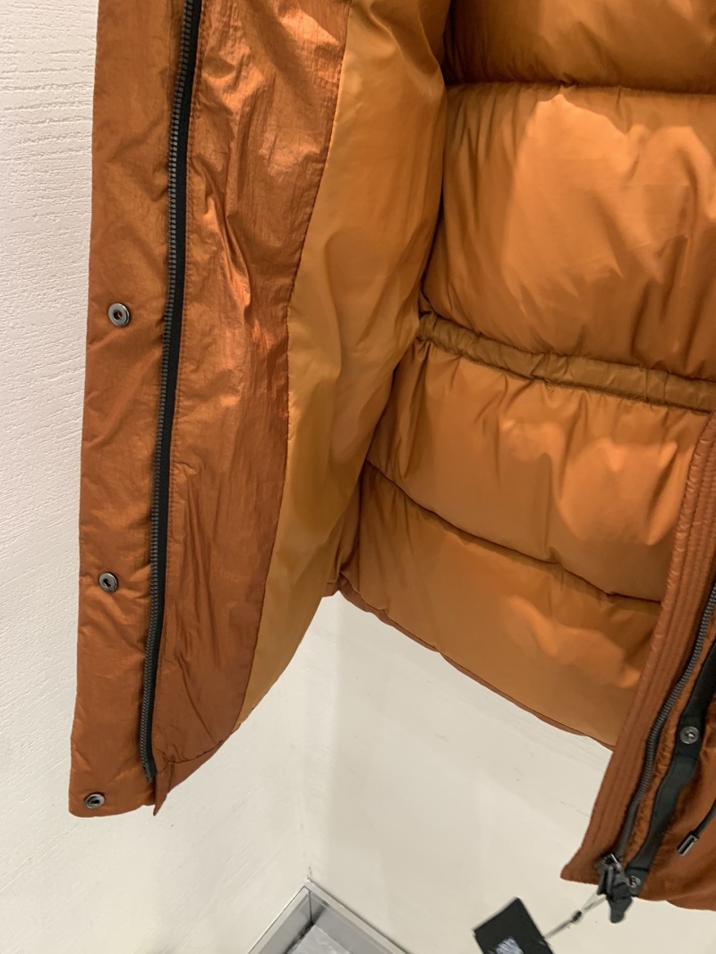 MACKAGE